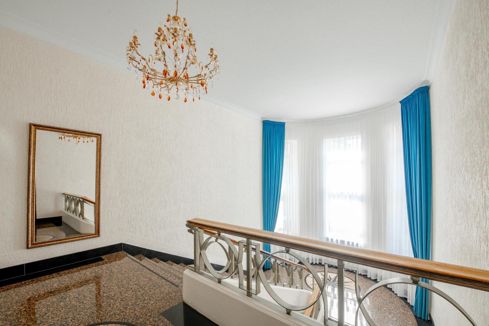 Hotel Jelgava Eksteriør billede
